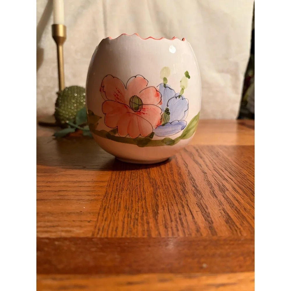 Vintage Hand Painted Cracked Egg Planter - Pastel‎ Floral Ceramic Succulent Pot